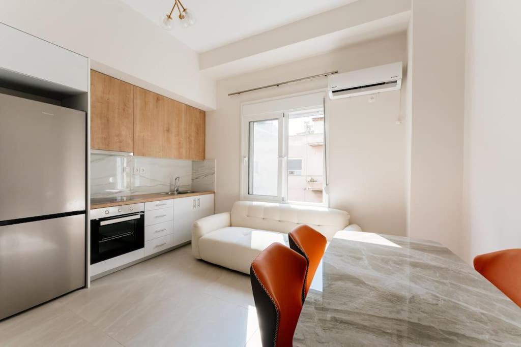 New Center Apartment Near Metro Athen Eksteriør bilde