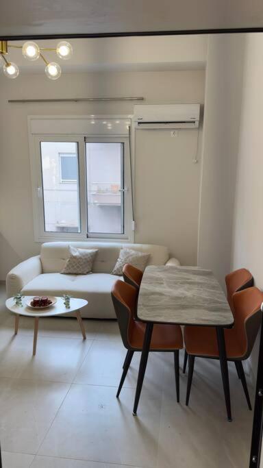 New Center Apartment Near Metro Athen Eksteriør bilde