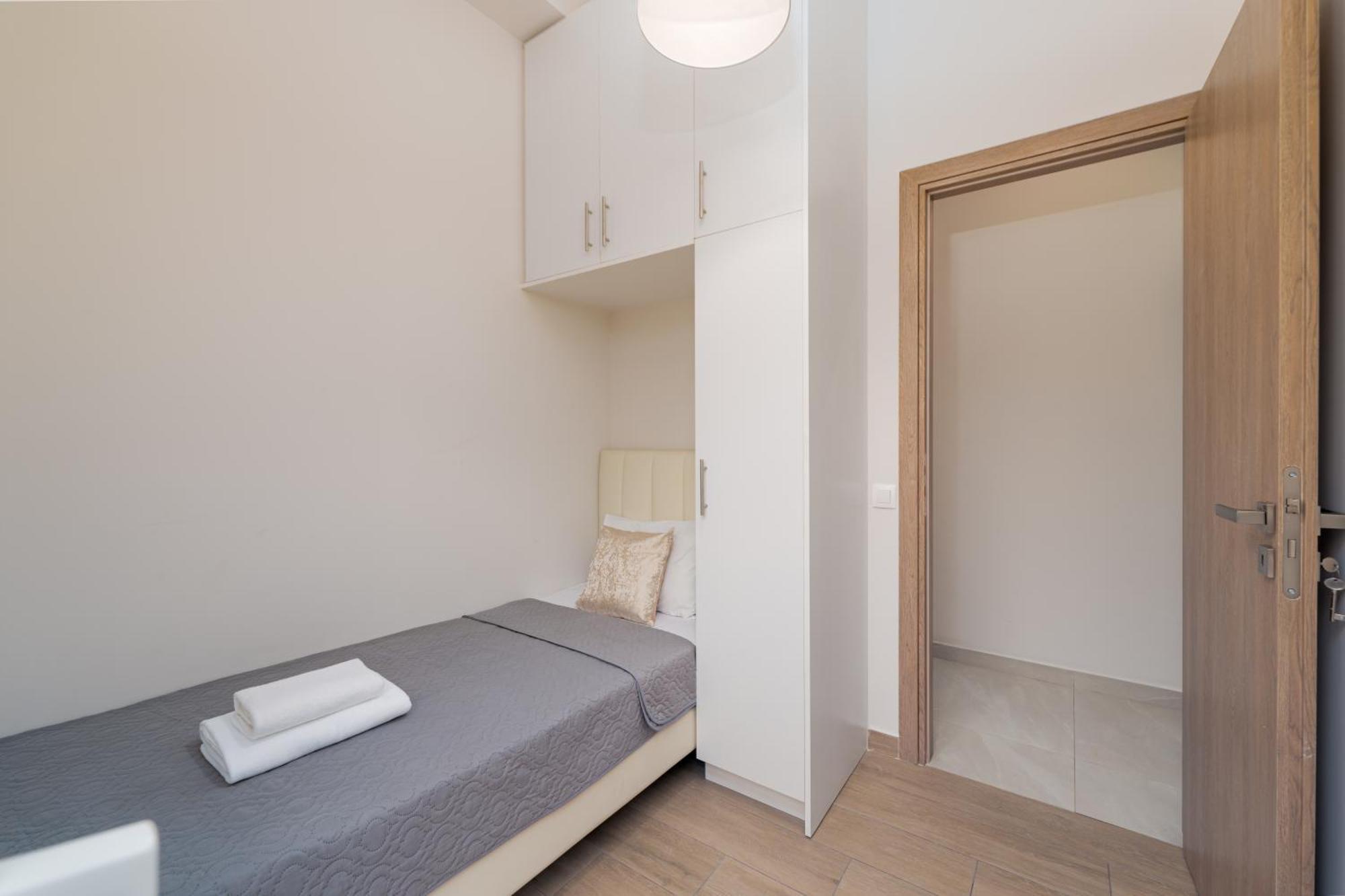 New Center Apartment Near Metro Athen Eksteriør bilde